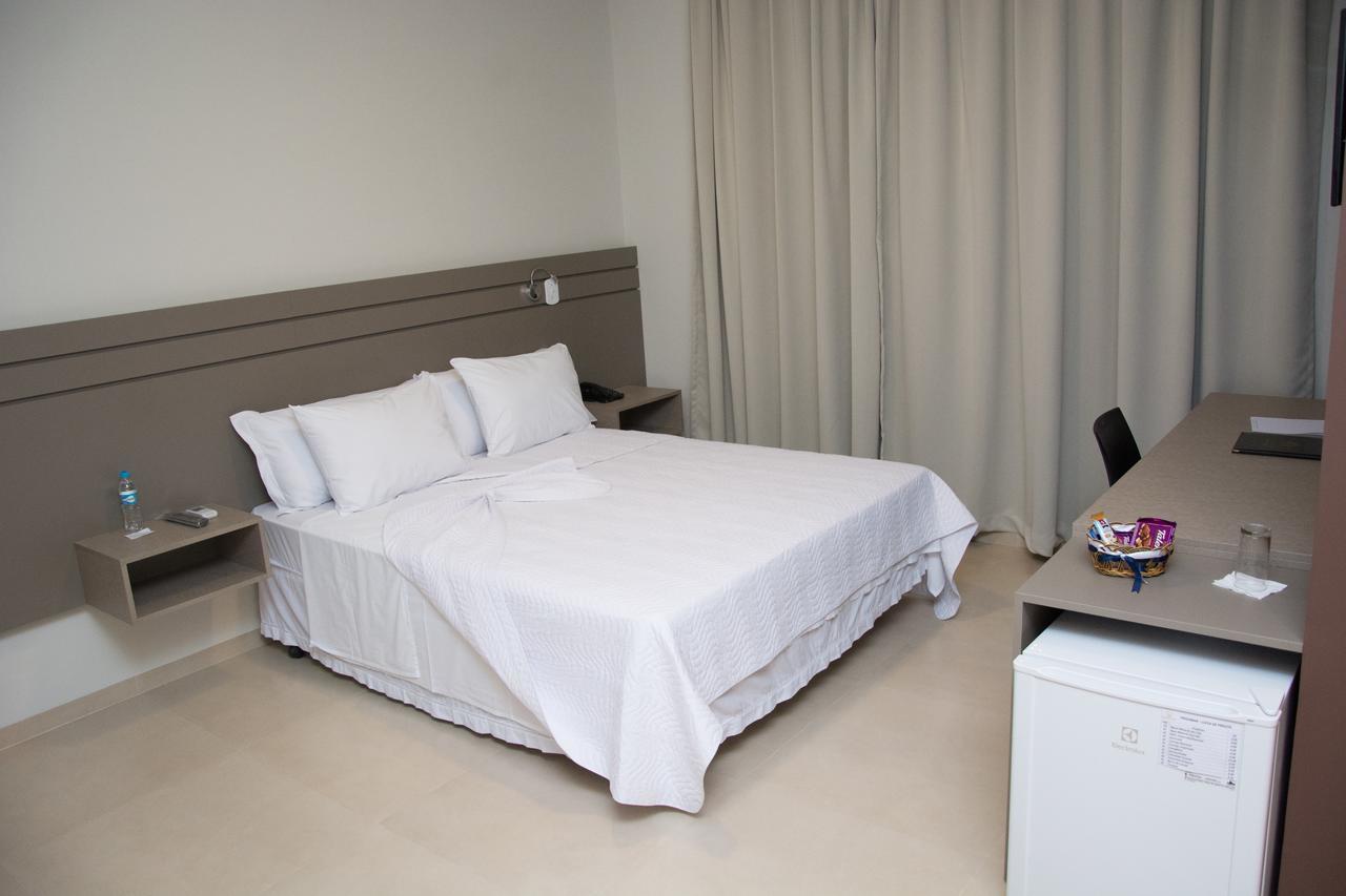 Pak Suites Hotel Luís Eduardo Magalhães Exterior foto
